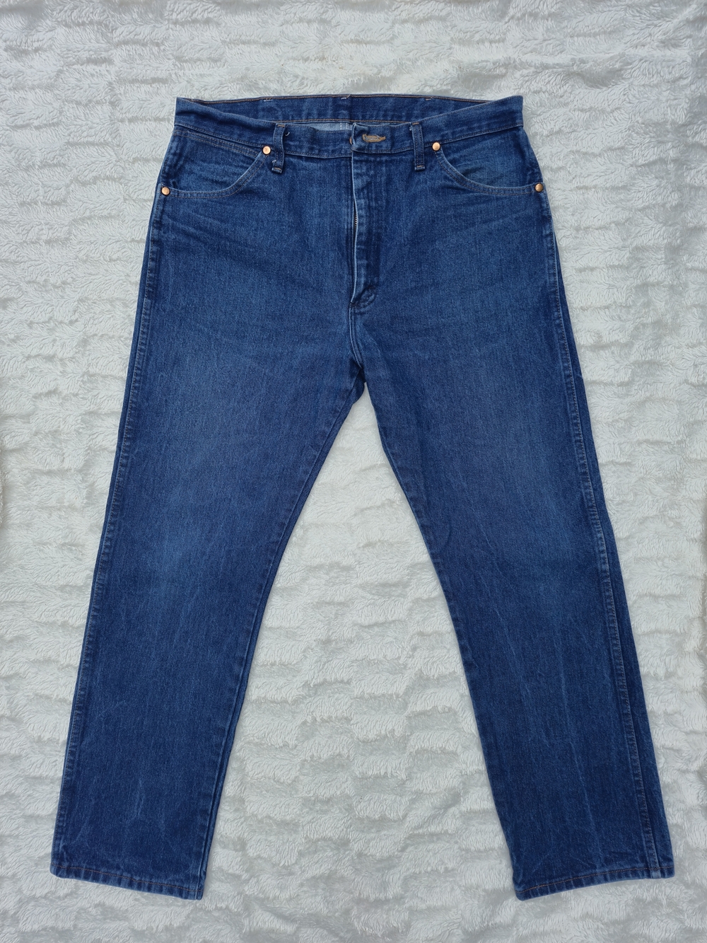 Wrangler Men's Blue Relaxed Straight Jeans